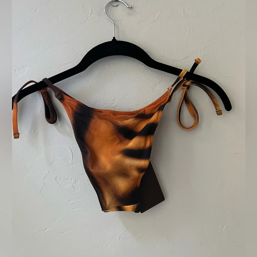 ROBERTO CAVALLI X SKIMS SWIM DIPPED TIE BIKINI BOTTOM IN TIGER FACE PRINT L